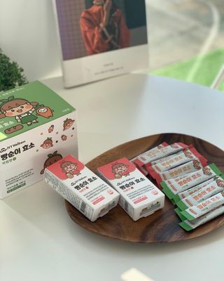 아이비웰니스 빵순이 식탁 위의 필수템! 빵순이 효소 키위맛 100포 + 석류맛 14포 (총 114포) — 5점을 준 리뷰어가 2023년 1월 올린 사용 사진