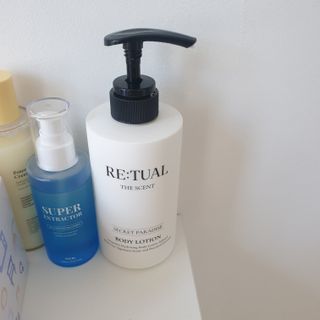 레츄얼 더 센트 바디로션 시크릿 파라다이스(500ml) — 5점을 준 리뷰어가 2022년 8월 올린 사용 사진