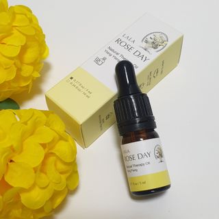 라라로즈데이 시즌2 천연 아로마오일 Y존 케어 속옷향수 이너퍼퓸 5ml  여성의 자존감을 UP시키자 — 5점을 준 리뷰어가 2021년 8월 올린 사용 사진