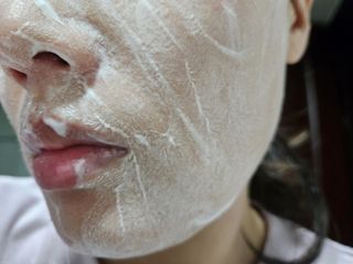코매료 노폐물 제거 & 각질 관리 도자기     피부 홈케어  (세안 2종) — 5점을 준 리뷰어가 2024년 2월 올린 사용 사진