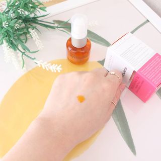유니베르소 로즈힙 오일 15ml — 5점을 준 리뷰어가 2021년 7월 올린 사용 사진