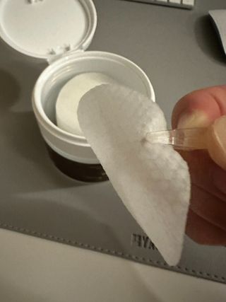 산다화 비타민씨 화이트닝 토너 패드 — 5점을 준 리뷰어가 2023년 5월 올린 사용 사진