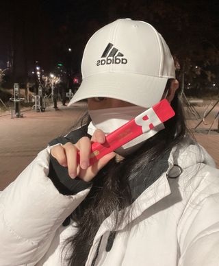 디오르 버닝레드 — 5점을 준 리뷰어가 2022년 2월 올린 사용 사진