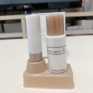 더사가오브수 [사가수] 효혜윤 보태니컬 에너지 에센스인로션 20ml /아이포올 스틱 3g — 5점을 준 리뷰어가 2023년 2월 올린 사용 사진
