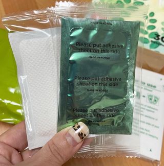 [레제르] 아로마 수액패치 발패치 30매입 -라벤더향/유칼립투스향/대나무향 — 4점을 준 리뷰어가 2022년 11월 올린 사용 사진