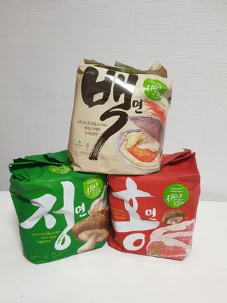 [풀무원] 자연은맛있다 정면, 백면, 홍면  세트 — 5점을 준 리뷰어가 2021년 4월 올린 사용 사진