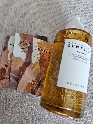 [스킨1004] 마다가스카르 센텔라 앰플 100ml — 5점을 준 리뷰어가 2024년 5월 올린 사용 사진