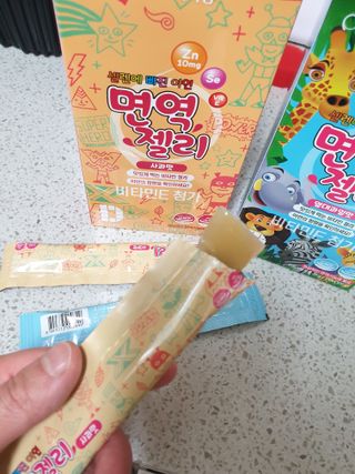 다나음 셀렌에 빠진 아연면역젤리 열대과일맛+사과맛 — 5점을 준 리뷰어가 2023년 1월 올린 사용 사진