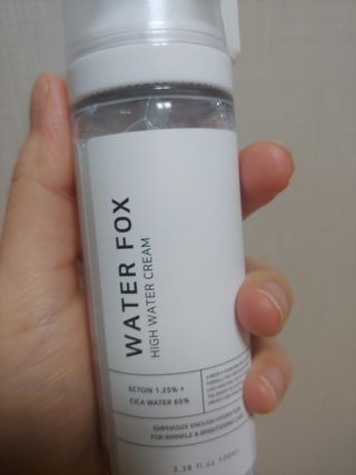 가치 WATERFOX(워터폭스)-엑토인 시카-비옴 하이 워터 크림 (100ml) — 5점을 준 리뷰어가 2023년 4월 올린 사용 사진