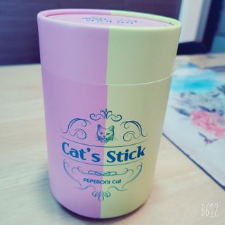 페페로니 맛있는 스틱 - 무항생제 닭고기 15개 + 원양선 참치 15개 — 5점을 준 리뷰어가 2021년 10월 올린 사용 사진