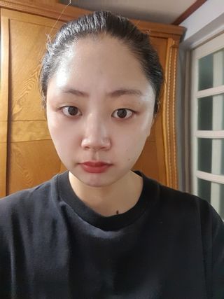 스킨큐어 산다화 카멜리아 안티 링클 멀티밤 — 4점을 준 리뷰어가 2022년 10월 올린 사용 사진