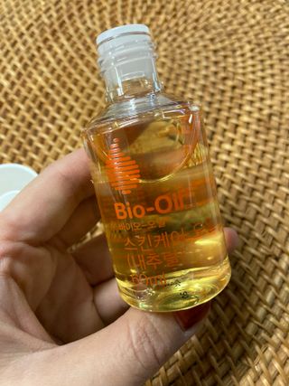 바이오오일 [바이오-오일] 스킨케어 오일 내추럴 60ml — 5점을 준 리뷰어가 2021년 12월 올린 사용 사진