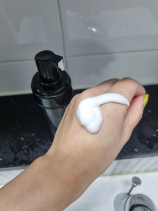 비프리코스메틱 허니 스킨 클렌징폼 150ml — 5점을 준 리뷰어가 2023년 2월 올린 사용 사진