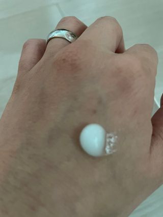 랑벨 수퍼내츄럴 아쿠아 수딩 크림 100ml — 5점을 준 리뷰어가 2022년 8월 올린 사용 사진