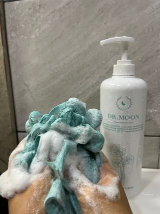 [닥터문] 센텔라 시카케어 화이트머스크 바디워시 1000ml — 3.5점을 준 리뷰어가 2023년 6월 올린 사용 사진
