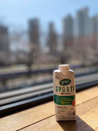 셀렉스스포츠 셀렉스 스포츠 웨이 프로틴 복숭아_ 330ml x 12팩 — 4.5점을 준 리뷰어가 2021년 3월 올린 사용 사진