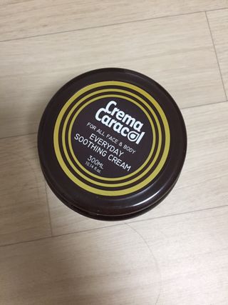 자민경 크레마카라콜 에브리데이 수딩 크림 300ml — 5점을 준 리뷰어가 2021년 1월 올린 사용 사진