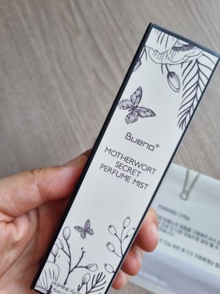 브에노 마더워트 시크릿 퍼퓸 미스트 — 5점을 준 리뷰어가 2021년 7월 올린 사용 사진