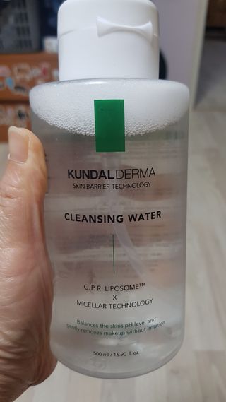 쿤달더마 C.P.R. 시카 pH밸런싱 클렌징 워터 500ml — 5점을 준 리뷰어가 2020년 12월 올린 사용 사진