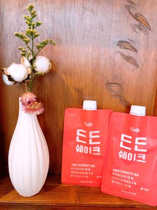 [덜다] 든든 식물성 단백질 쉐이크 40g X 7입 (곡물/딸기) — 2점을 준 리뷰어가 2023년 7월 올린 사용 사진