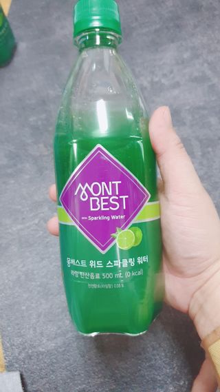 몽베스트 Montbest with Sparkling water Lime20병 — 5점을 준 리뷰어가 2023년 2월 올린 사용 사진