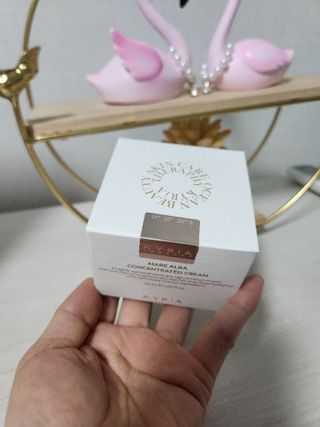 키리아 테라피 N[키라아 테라피] 마레 알바 컨센트레이티드 크림 50ml — 5점을 준 리뷰어가 2024년 8월 올린 사용 사진