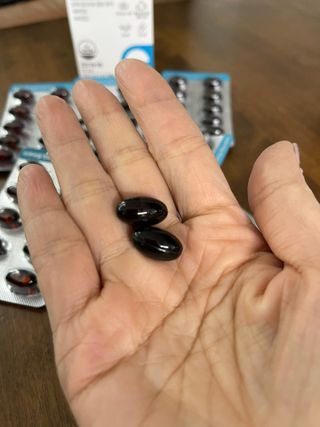 메디포스트 모비타 아쿠아셀 엔초비오메가3 60캡슐 — 5점을 준 리뷰어가 2023년 2월 올린 사용 사진