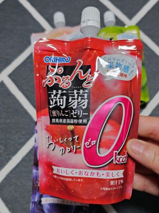 ORIHIRO 오리히로 곤약젤리 제로칼로리 130g 4종 4팩(맛별로 1팩씩) — 5점을 준 리뷰어가 2023년 2월 올린 사용 사진