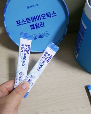 서울약사신협_포스트바이오틱스패밀리_5g x 100포 — 5점을 준 리뷰어가 2021년 3월 올린 사용 사진