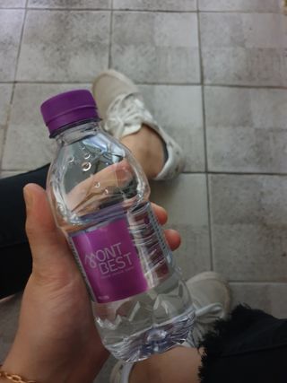 몽베스트 [MONTBEST] 330mL 20병 — 5점을 준 리뷰어가 2021년 10월 올린 사용 사진