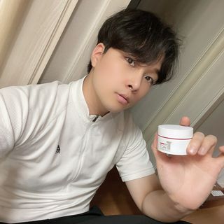 The Fact 더 팩트 내추럴 에스에프엔 에이틴 시니어 크림 — 5점을 준 리뷰어가 2021년 5월 올린 사용 사진