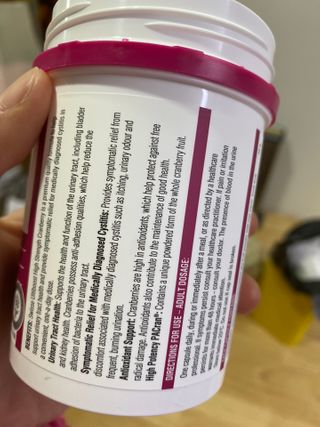 Swisse 스위스 고함량 크랜베리 25000mg 90정 — 4.5점을 준 리뷰어가 2021년 2월 올린 사용 사진