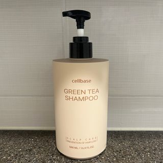 프리마인 더이상 뻣뻣하고 효과없는 탈모샴푸는 NO. 근본부터 케어하는 셀베이스 그린티샴푸(500ml) — 5점을 준 리뷰어가 2023년 4월 올린 사용 사진