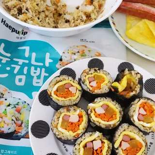 해풀잎 누구나 김밥*1ea [(혼합야채 35g *1ea,  김밥김 (5g, 5ea),  양념간장 (6g, 5ea), 참기름(5g, 2ea)] — 5점을 준 리뷰어가 2022년 7월 올린 사용 사진