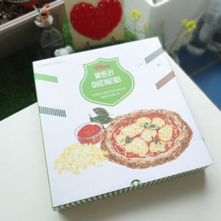 서브큐 리얼 화덕피자 3종 (마르게리타+애플고르곤졸라+페페로니) — 5점을 준 리뷰어가 2022년 5월 올린 사용 사진