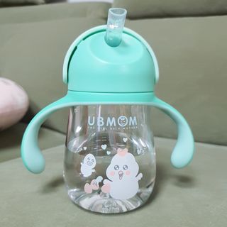 유비맘 트라이탄 코니빨대컵_컬러 랜덤 발송 — 5점을 준 리뷰어가 2021년 2월 올린 사용 사진