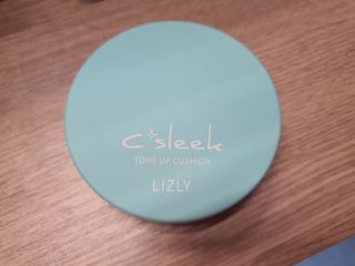 리즐리 씨슬릭 톤업 쿨링 쿠션 15g — 3점을 준 리뷰어가 2021년 7월 올린 사용 사진