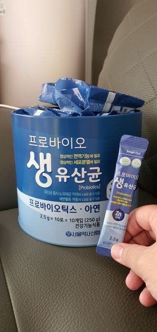 서울약사신협_프로바이오생유산균_2.5G x 100포 — 5점을 준 리뷰어가 2021년 6월 올린 사용 사진