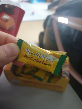 (주) 피치코리아 믹스커피캔디76g x2개입 — 5점을 준 리뷰어가 2022년 11월 올린 사용 사진