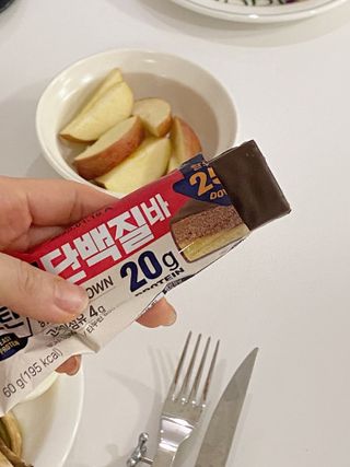 이지프로틴바 3종x각 2ea (고단백질바, 멀티단백질바, 식물성단백질바) — 5점을 준 리뷰어가 2024년 3월 올린 사용 사진