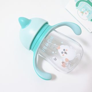 유비맘 트라이탄 코니빨대컵_컬러 랜덤 발송 — 5점을 준 리뷰어가 2021년 1월 올린 사용 사진
