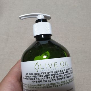 올리브 오일 스킨케어 컴퍼니 [OOSC] 향기로운 보습 로즈 제라늄 바디워시 500ml — 5점을 준 리뷰어가 2021년 5월 올린 사용 사진