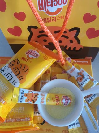 광동생활건강 프리 [광동] VB와 VC를 함유한 멀티 비타민 비타 500 데일리 스틱 180포 — 5점을 준 리뷰어가 2022년 5월 올린 사용 사진