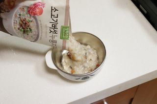 상하키친 소고기버섯 누룽지죽 / 들깨닭고기 누룽지죽 — 5점을 준 리뷰어가 2021년 10월 올린 사용 사진