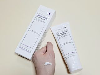 셀프 모이스처라이징 프로텍션 크림 셀프 모이스처라이징 프로텍션크림 — 4점을 준 리뷰어가 2022년 3월 올린 사용 사진