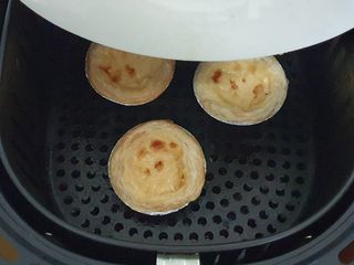 디앙뜨 포르투갈 에그타르트 오리지널 맛+패션후르츠 맛 중 택1 — 5점을 준 리뷰어가 2021년 7월 올린 사용 사진