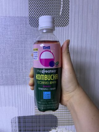 더그레잇티 콤부차 [매일유업] 더그레잇티 44kcal 콤부차 300ml *12개입 (오리지널 6개+베리리치 6개) — 5점을 준 리뷰어가 2023년 7월 올린 사용 사진