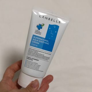 랑벨 수퍼내츄럴 아쿠아 수딩 크림 100ml — 5점을 준 리뷰어가 2022년 6월 올린 사용 사진