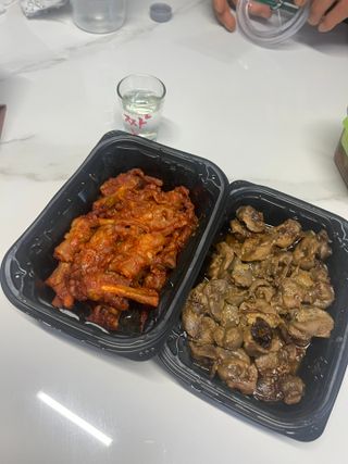 [닭집아들] 직화튤립닭발 & 마늘근위볶음 — 5점을 준 리뷰어가 2023년 10월 올린 사용 사진