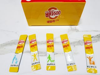 광동생활건강 [광동] 비타500데일리스틱 크리스마스 에디션 60포+20포 추가 증정&쇼핑백+스티커 gift — 5점을 준 리뷰어가 2021년 12월 올린 사용 사진